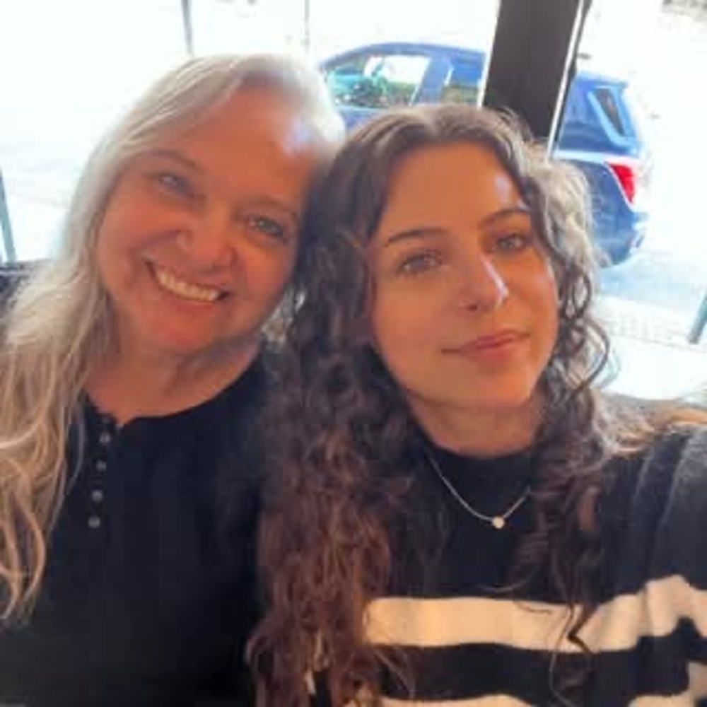 Meet your Posher, Monica